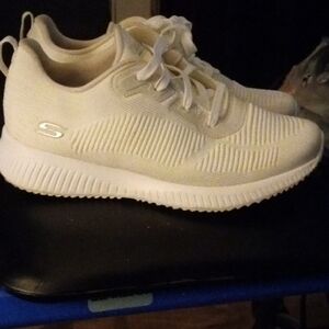 Skechers Cream Knit Sneakers